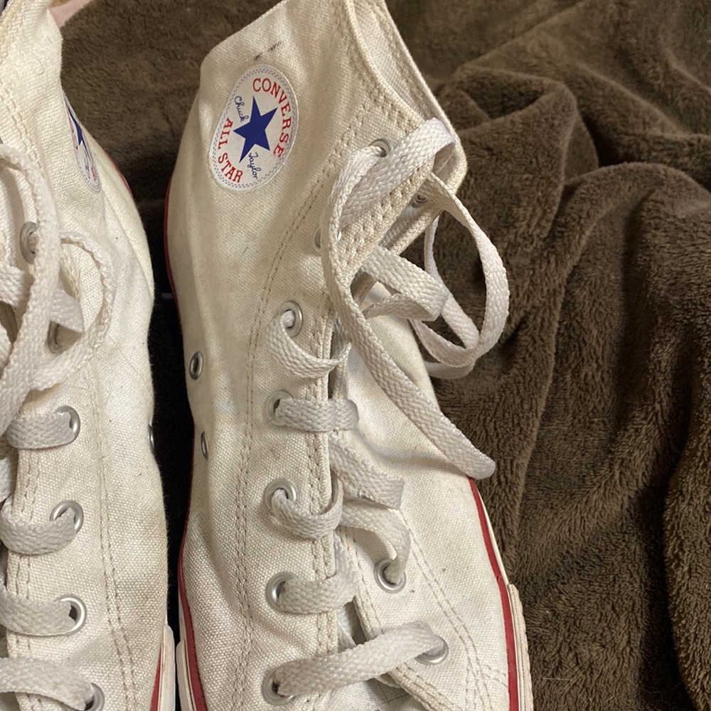 White converse